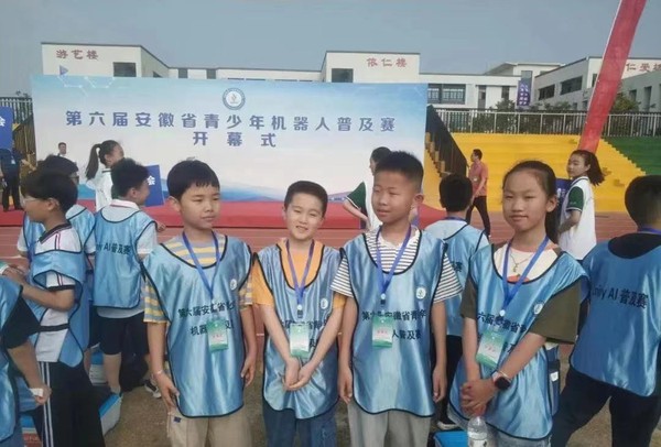 795567f3f41434b65f56aa0b7c6fead.jpg