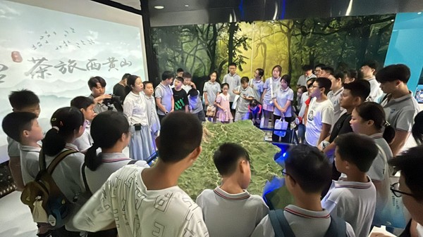 省研学游1.jpg